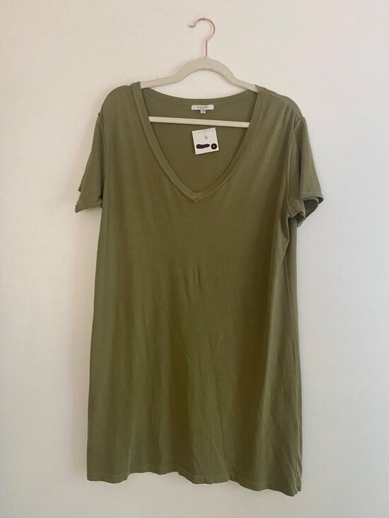 Z Supply Dresses & Skirts - Z Supply Women's Olive V-Neck T-Shirt Dress 100% Organic Cotton Size L
